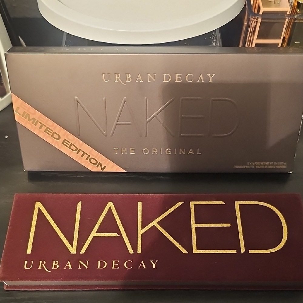 Urban Decay Naked Palette - Limited Edition Burgundy and Gold